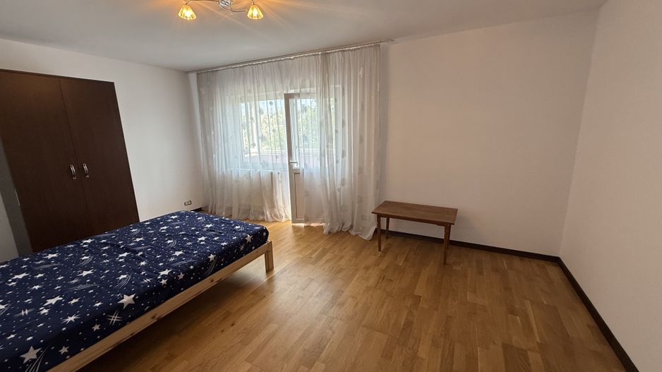 Apartament 3 camere | 100 mp | Zona Centrală | Etaj 1 | 450 €/lună - Poză 4
