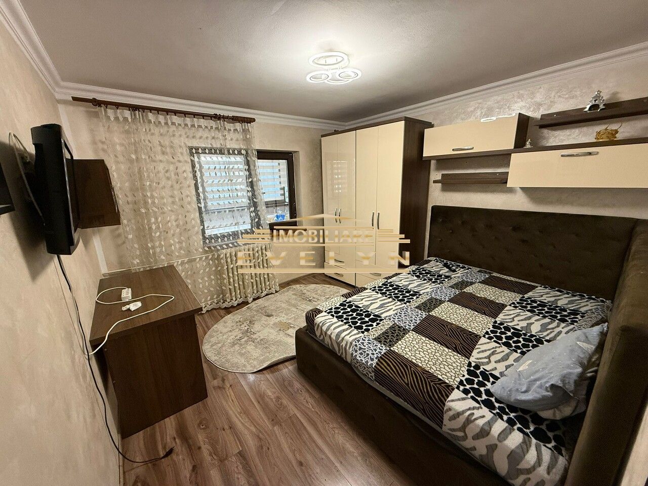 De vânzare apartament 2 camere, parter, zona Biserica Armeană - Poză 3