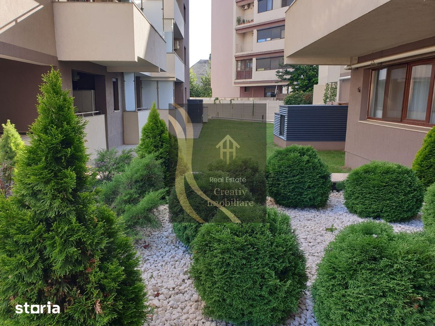 Studio cu gradina proprie - Soho Unirii - Poză 17