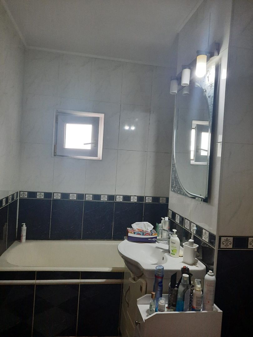 Apartament 3  cam Pta Centrala,et 4/7 - Poză 10