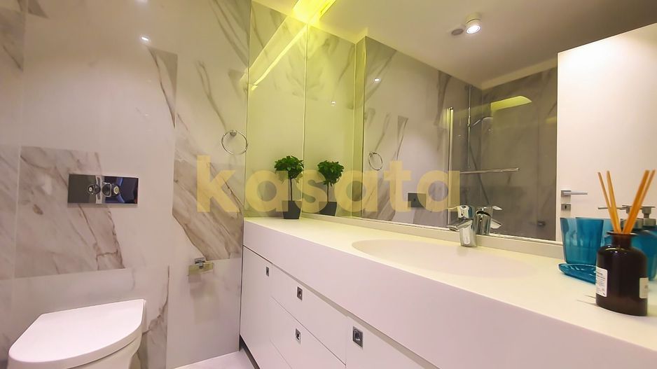 Apartament spectaculos cu vedere liberă către Promenada Mall - Poză 9