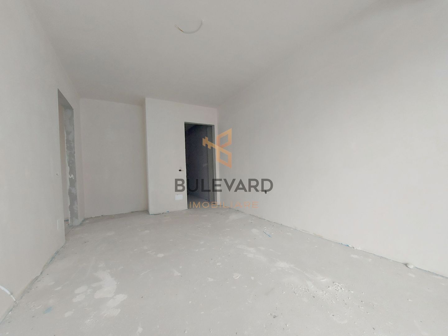 Apartament cu 3 camere+garaj+terasa de 20 mp! - Poză 8