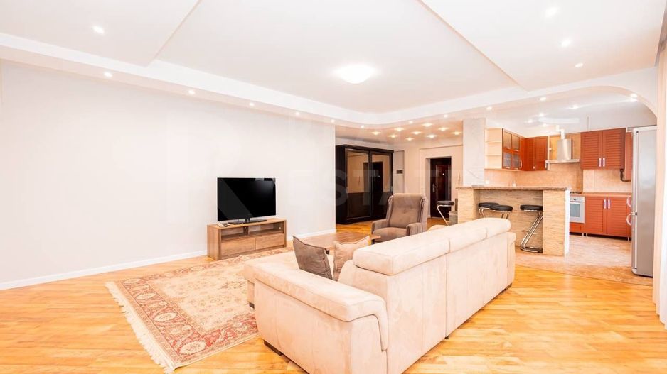 Chirie, apartament, 2 camere, strada  Mihai Eminescu, Centru - Poză 3