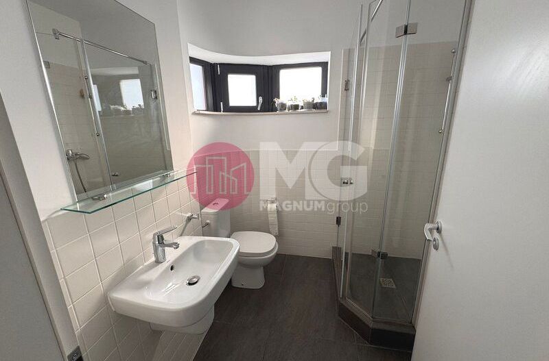 Apartament Premium 3 Camere de Închiriat | Locație Excelentă în Tineretului - Poză 8