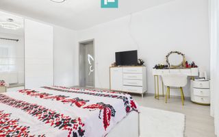 Casă  cu 6 camere in Urseni - Poză 3