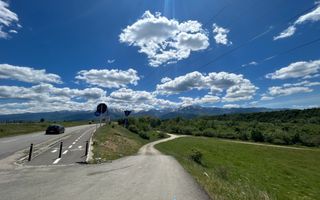 Teren cu potențial turistic I Valea Avrigului I 2900 MP - Poză 1