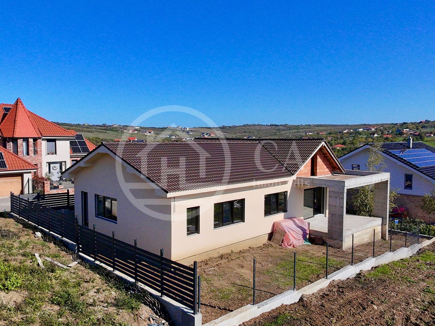 Casă de vânzare cu 4 camere în zona de Dealuri, Oradea - Poză 4