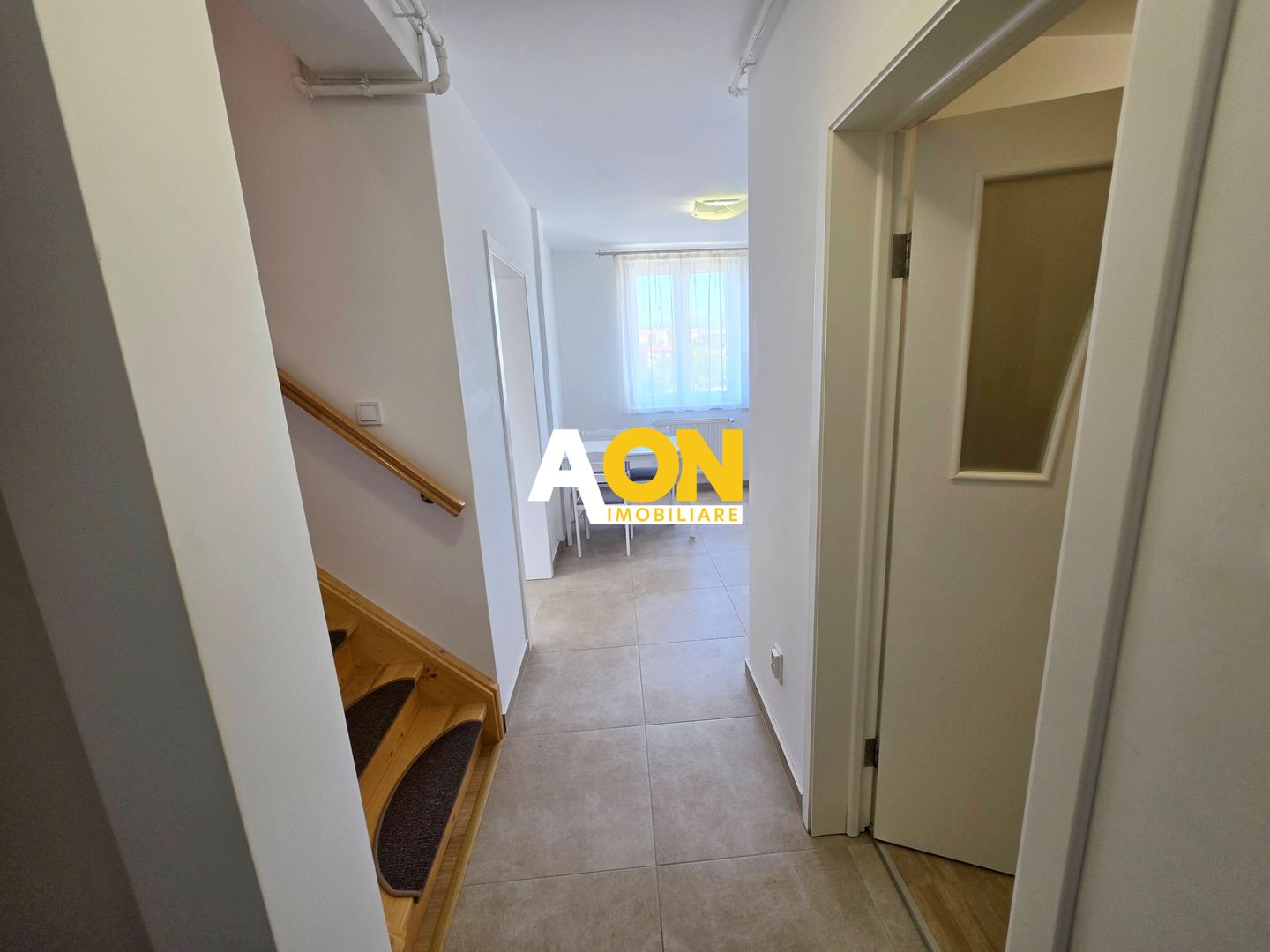 Apartament tip Penthouse, 62 mp, cu terasa 35 mp si boxa 14 mp, Centru - Poză 8