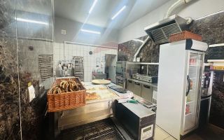 De Inchiriat Spațiu Comercial de 60mp în zona Nerva Traian - Poză 11