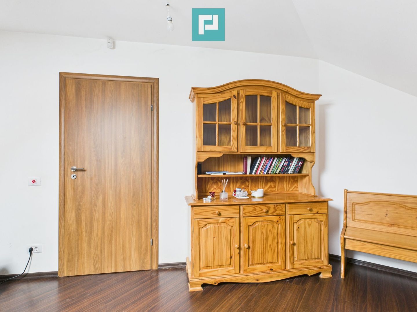 Casă individuală spațioasă, la 10 km de Timișoara - Poză 11