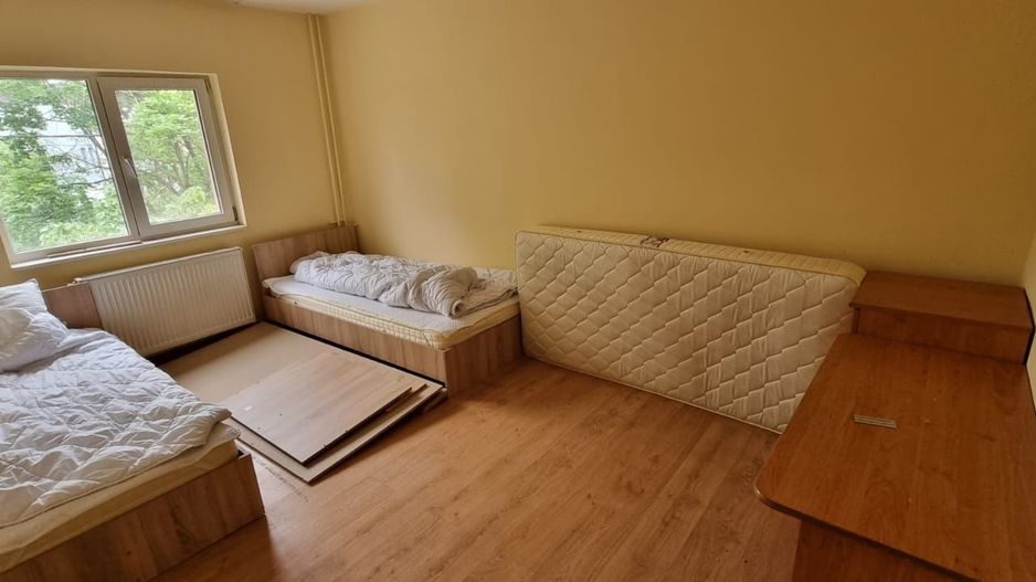 Dambovita | 3 camere  | Etaj Intermediar | Centrala Proprie. - Poză 1