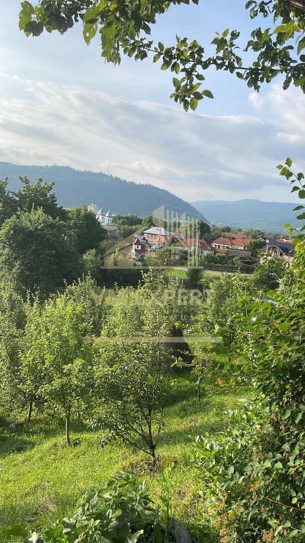 TEREN INTRAVILAN 700 MP VISOI CAMPULUNG - Poză 9