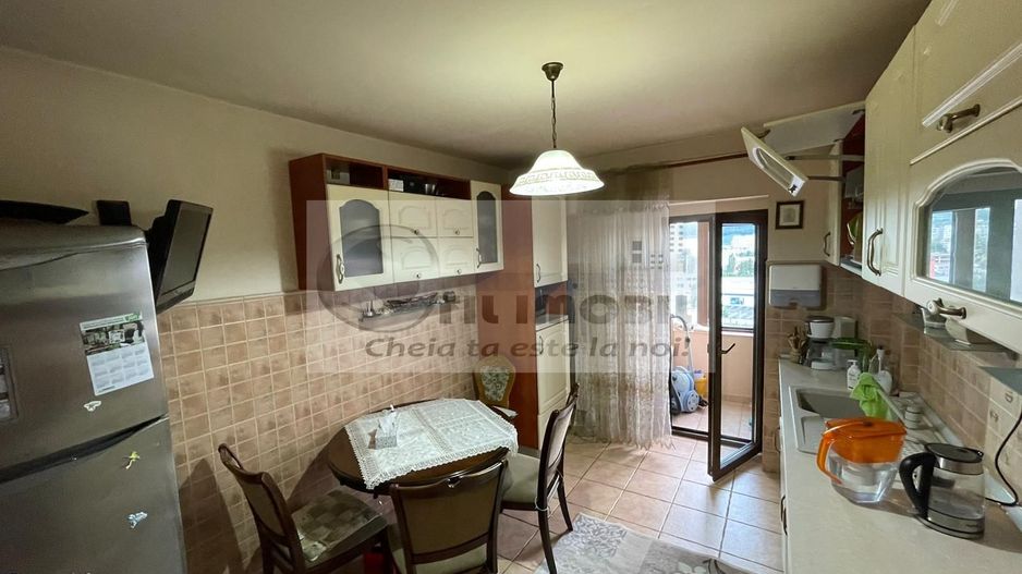 Apartament 3 camere | Păcurari – Lukoil / Școala Ion Creangă-600 Euro - Poză 1