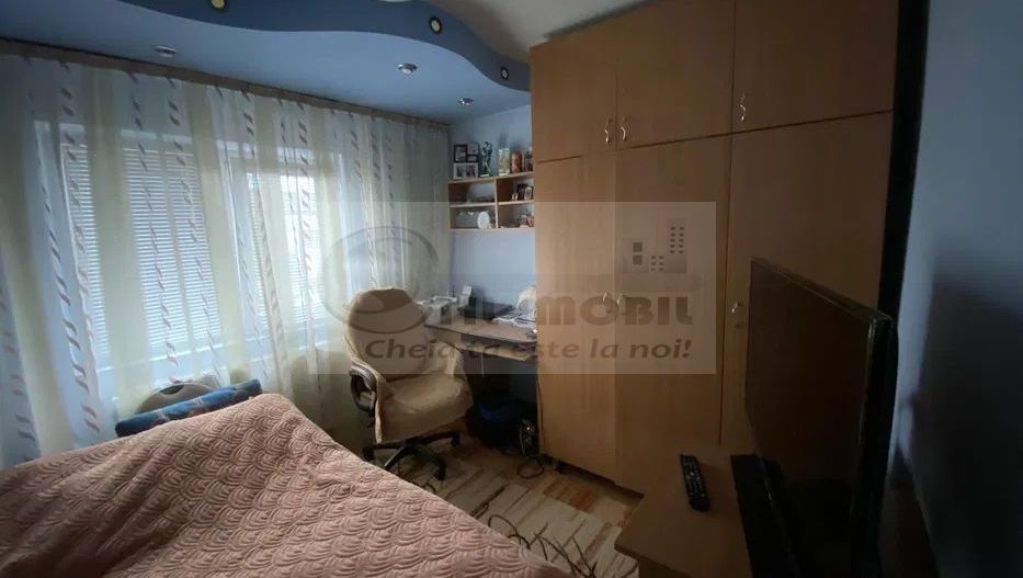 APARTAMENT 2 CAMERE ZONA NICOLINA - 350 EURO - Poză 5