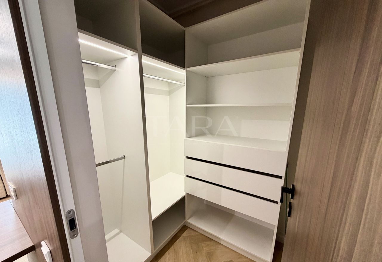 Apartament premium 2 camere, dressing, balcon, parcare subterana. - Poză 10