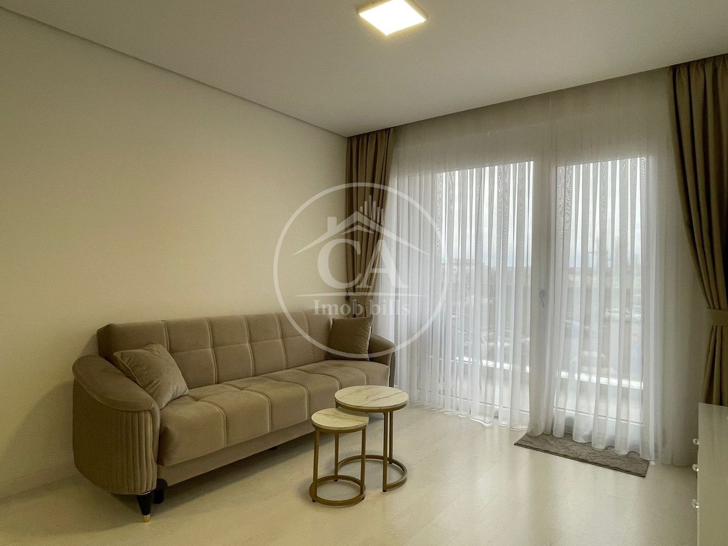 Apartament de închiriat cu 2 camere LUX  în WEST RESIDENCE, Oradea - Poză 2