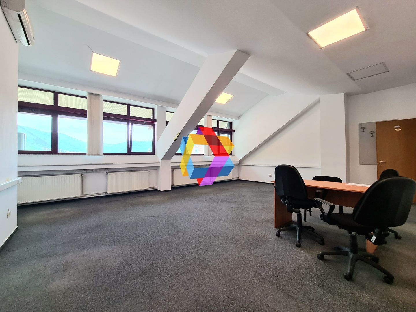 Spatiu birouri de închiriat Brasov - 55 mp # plus-imo.ro - Poză 1