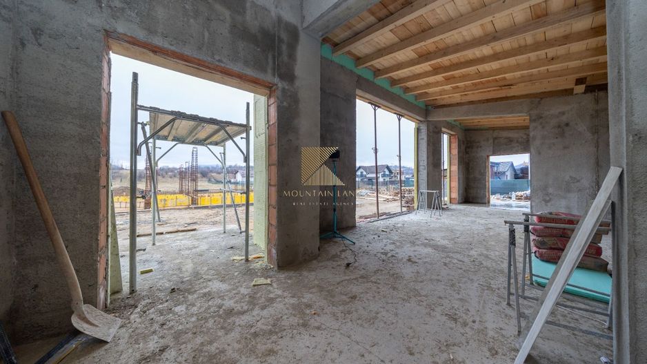 Casă premium la poalele Munților Piatra Craiului și Bucegi - Poză 14