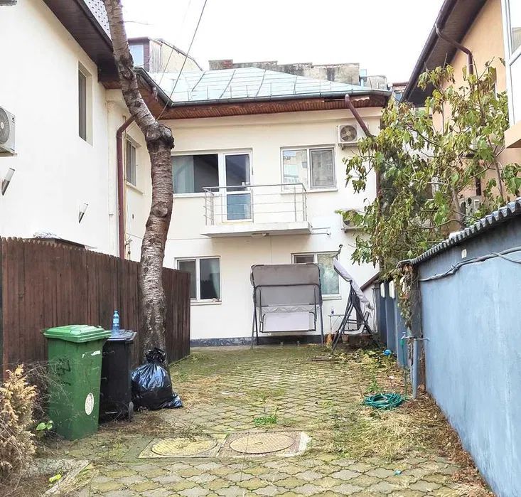Vila de inchiriat Piata Alba Iulia - 8 camere. - Poză 1