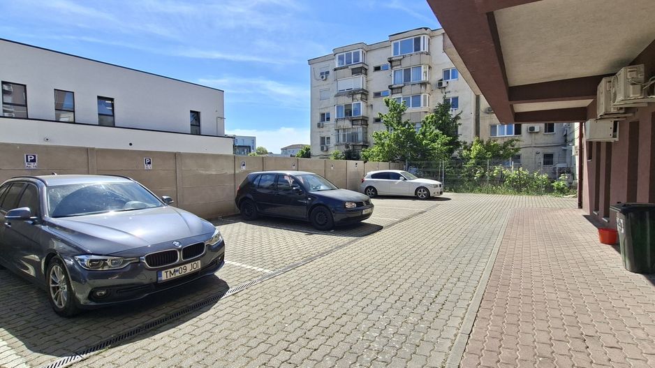 Apartament cu 2 camere si loc de parcare - Torontalului - Poză 25