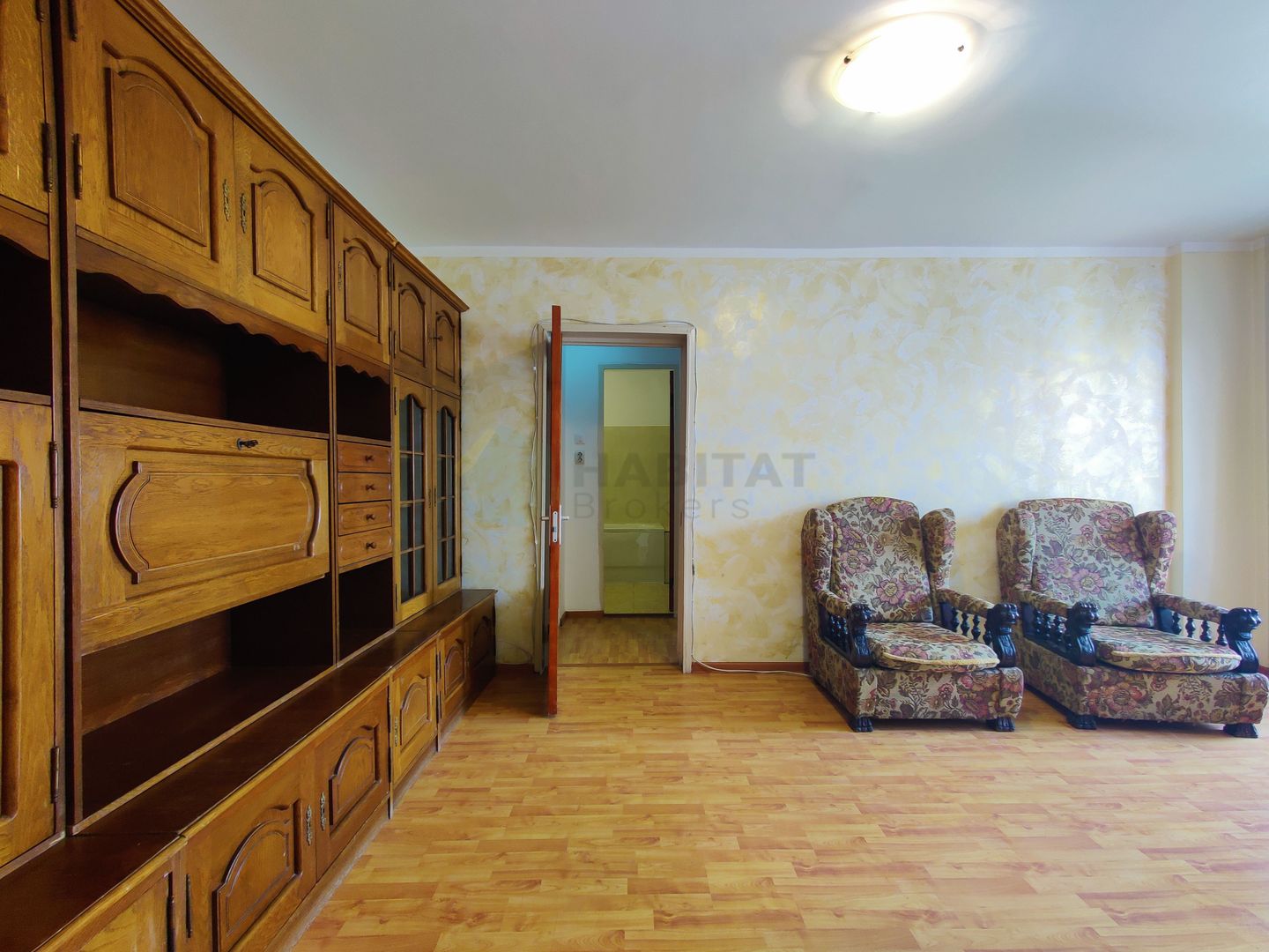 Locatie excelenta, la cateva minute de metrou si centre comerciale - Poză 2