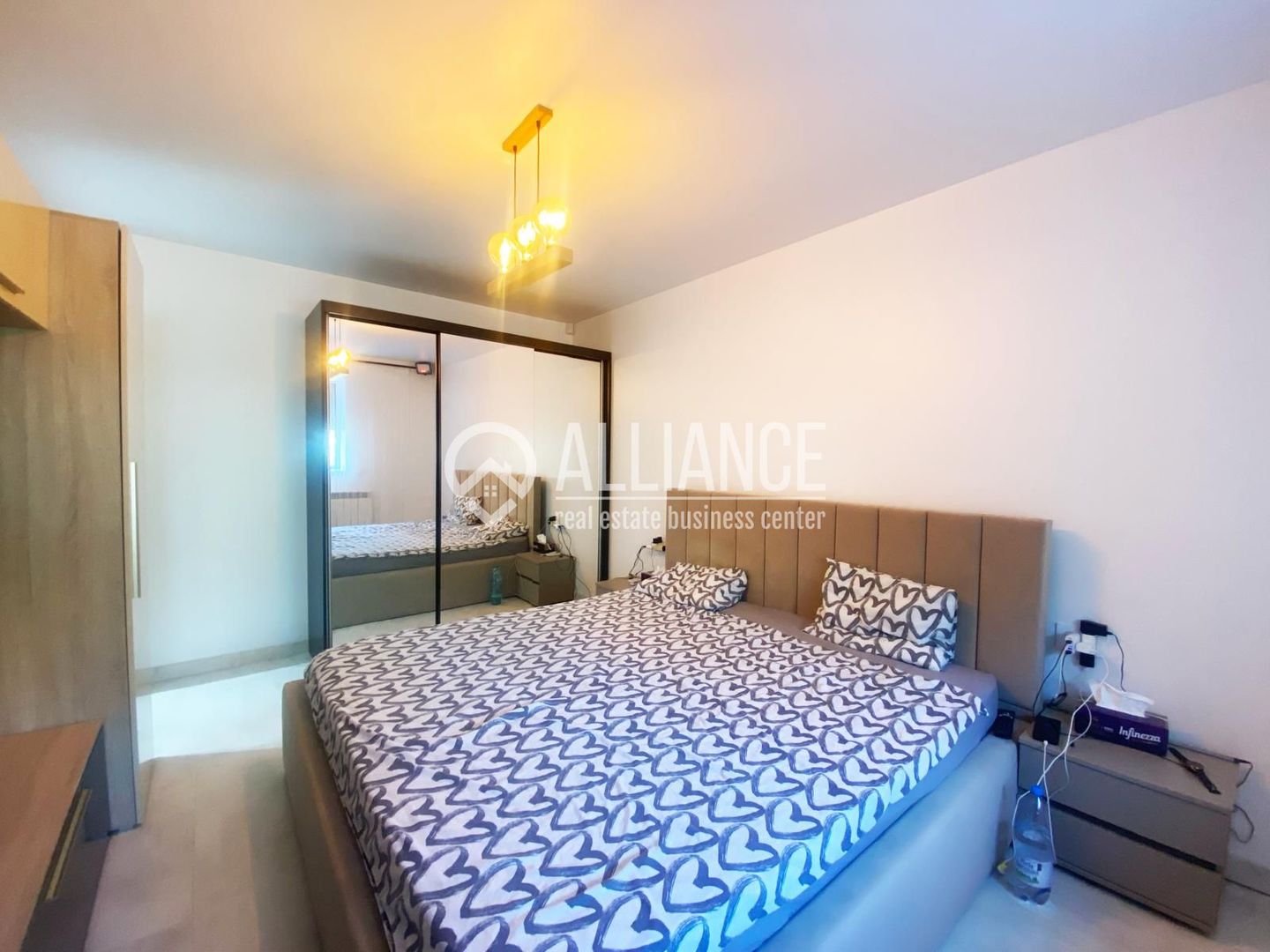 Valu lui Traian (COD 07) Casă  3 camere cu teren  de 930 mp - Poză 4