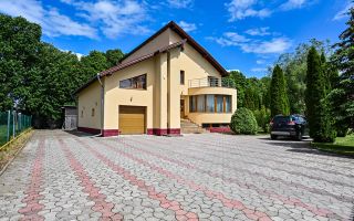 Vila cu 1.500 mp teren, gradina amenajata, linistita zonare,  Halchiu, Brasov - Poză 21