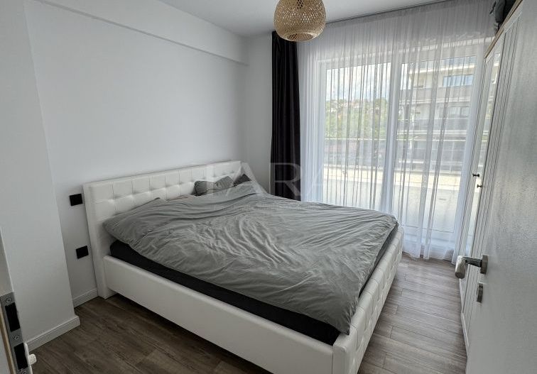Penthouse modern cu terasă generoasă și parcare subterană. - Poză 4