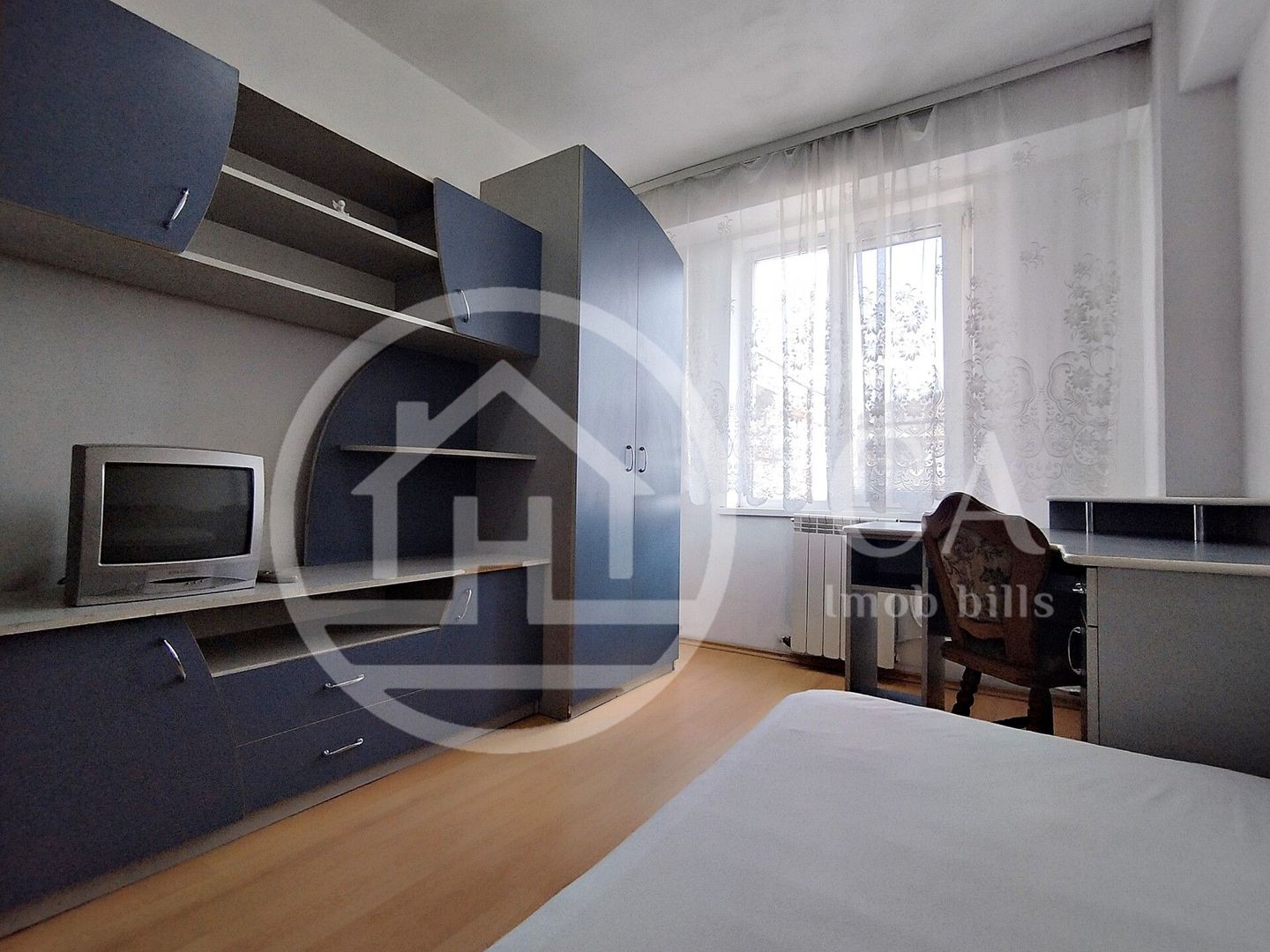Apartament cu 3 camere de vanzare in zona Nufarul, Oradea - Poză 1