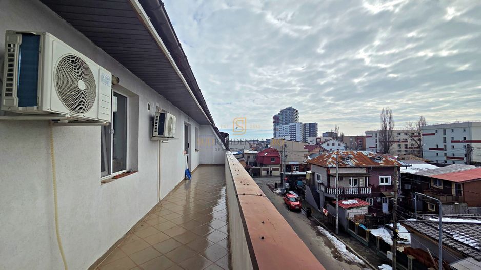 Apartament 3 camere de vanzare, decomandat, Aparatorii Patriei, Sect 4 - Poză 15