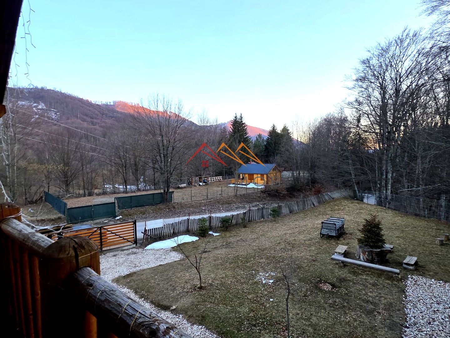 Cabană din lemn, an 2018, 4 camere, Padurea Glodeasa, Valea Doftanei - Poză 16