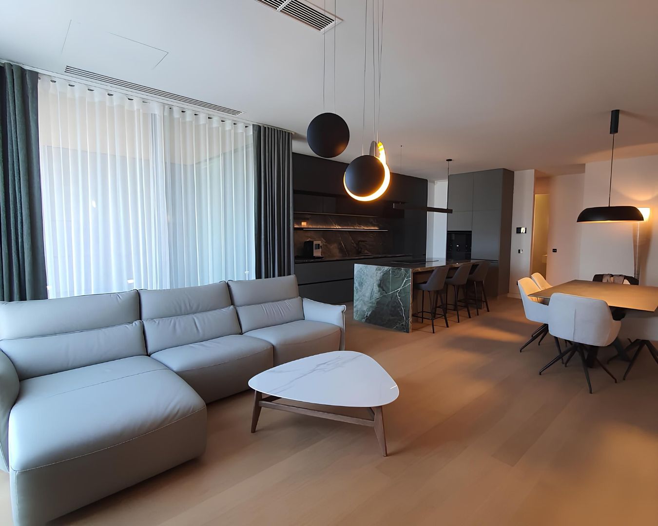 Elegant 3-Bedroom Apartment | Floreasca I Lake view - Poză 1