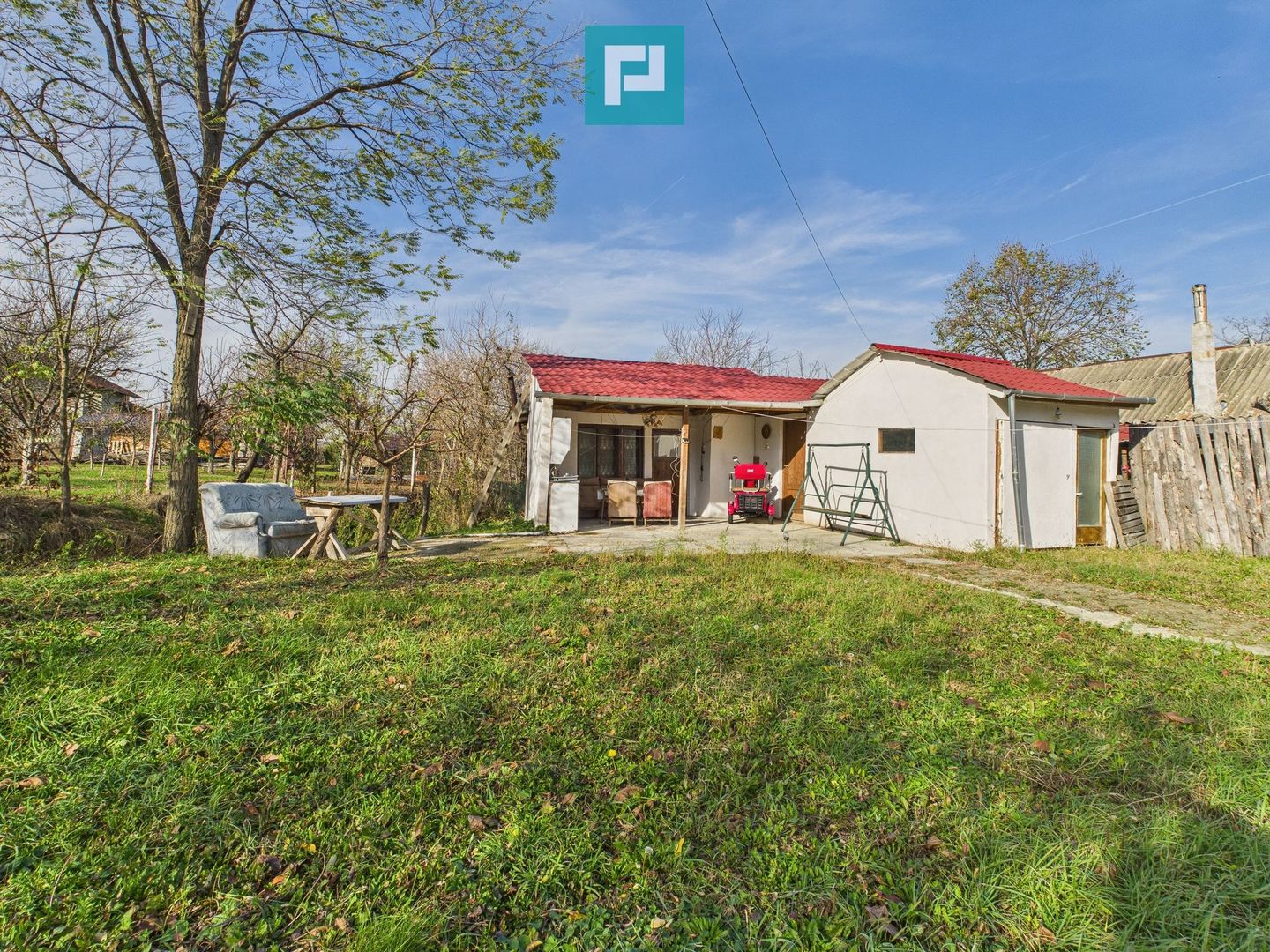 Casuță cu priveliște panoramică spre Cetatea Șiria - Poză 3