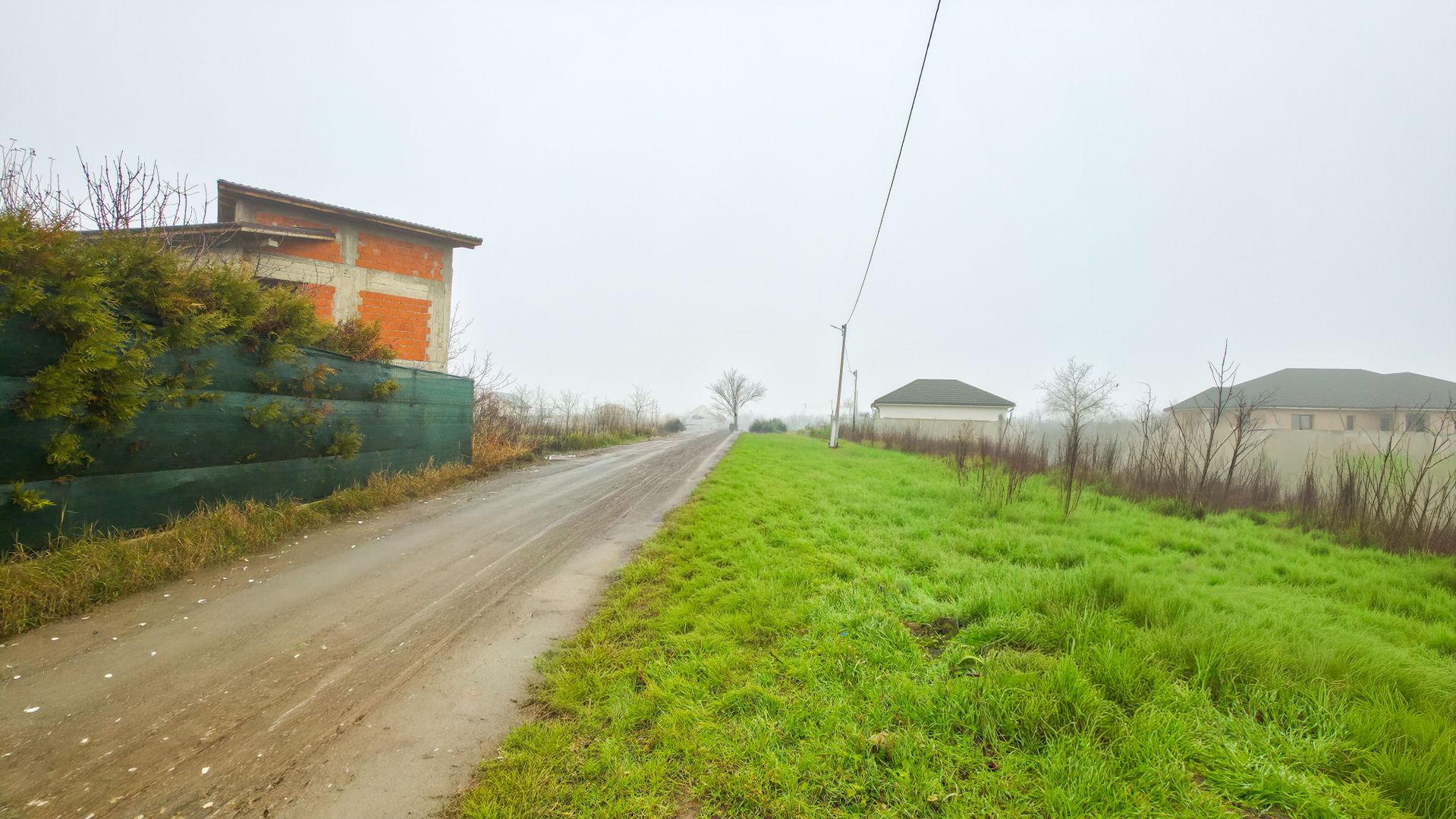 Teren intravilan Domnești-Strada Zori de Zi-Sos. Independentei - Poză 3
