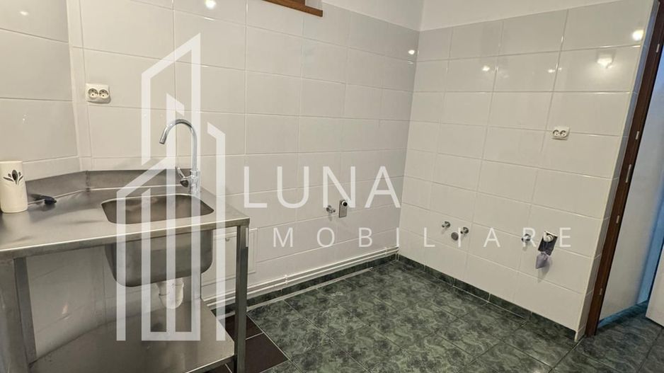 De inchiriat vila cu priveliste spectaculoasa - ideal spatiu comercial - Poză 19