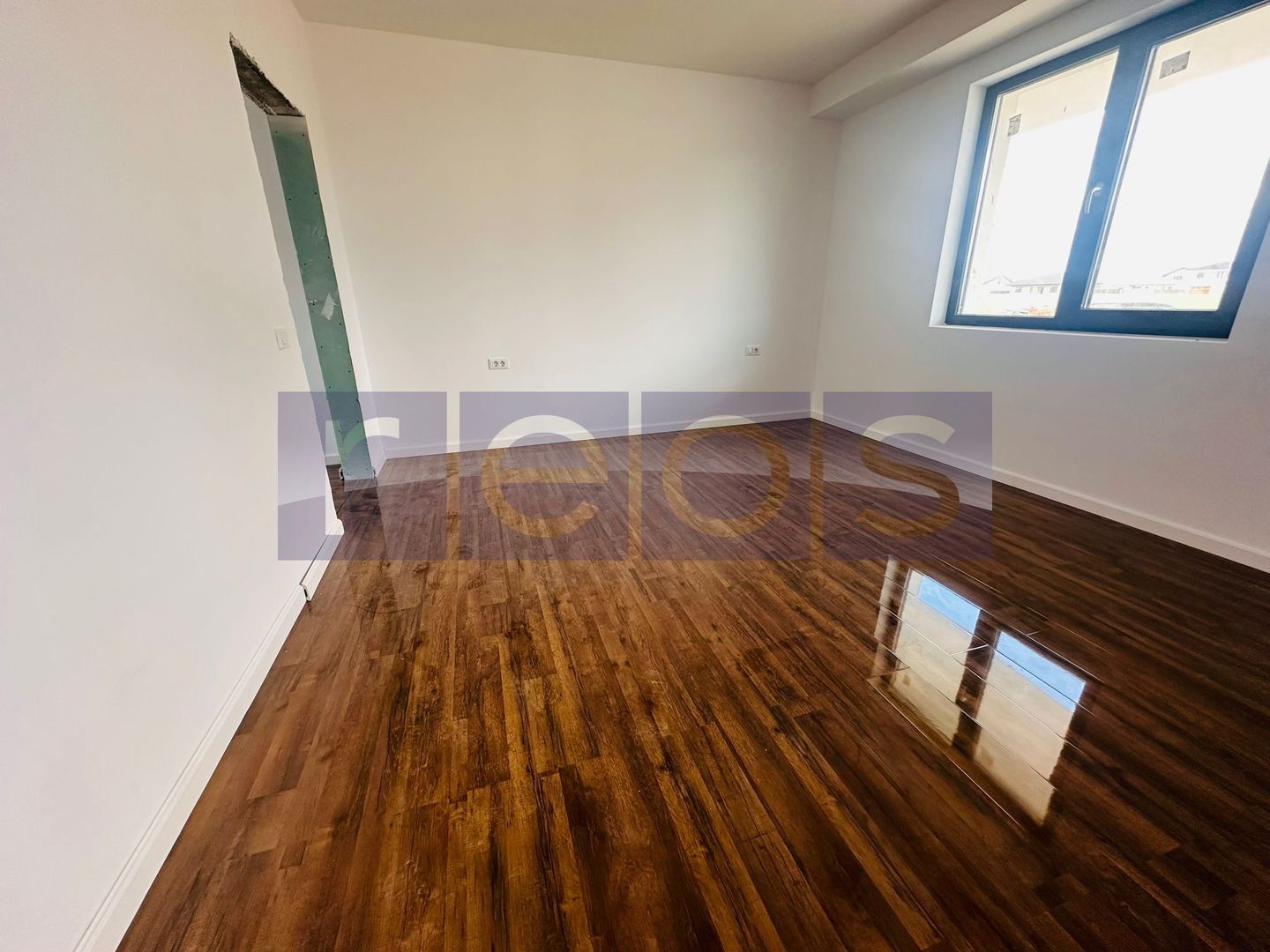 VILA DE VANZARE | BUFTEA CENTRAL | 5 CAMERE - Poză 17
