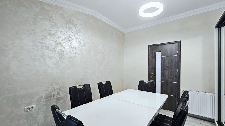 Apartament 2 camere de vanzare Brasov Tractorul terasa mare - Poză 11