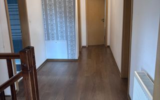 Casa individuala frumoasa si spatioasa in Giroc - Poză 9