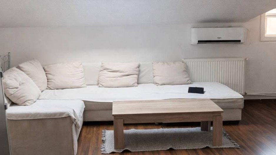 Extraordinar Apartament 3 Camere  Militari - Poză 1