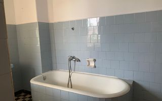 Casa P+E de 7 camere, SU=240 mp  in  Balcescu - Poză 5