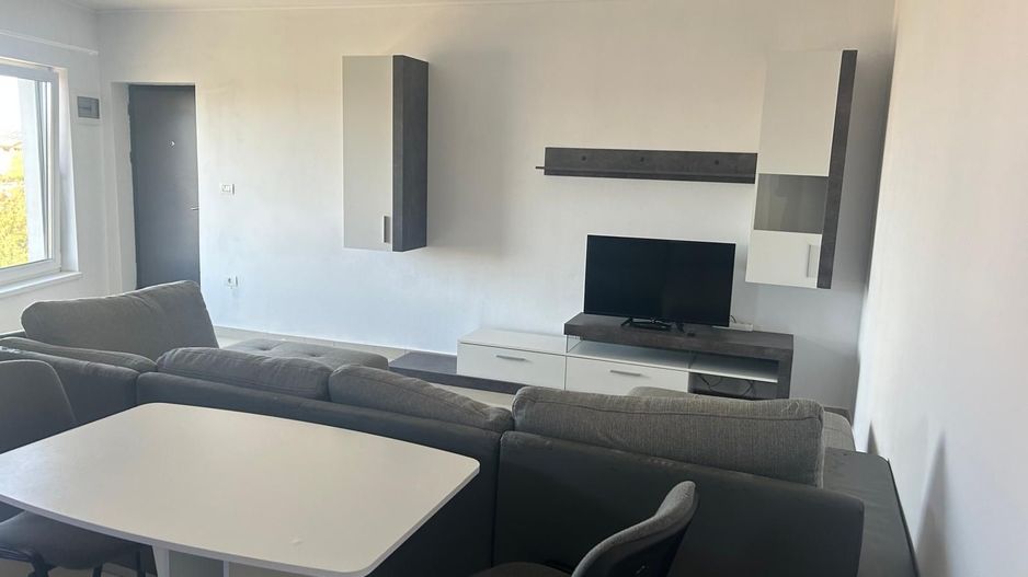 Apartament modern I Intrare separată, din curte I Dumbrăvița - Poză 2