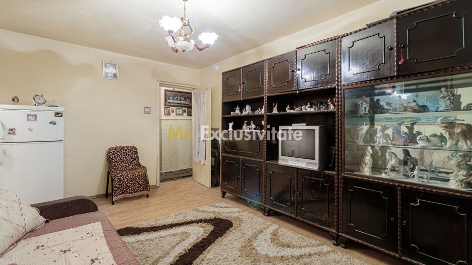 Apartament 3 camere de renovat | Pantelimon - Poză 1