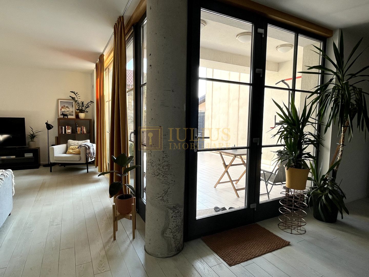 Triplex-Dumbravita, 3 camere, 2 dormitoare, 1 dressing room, 2 bai, 136mp - Poză 3