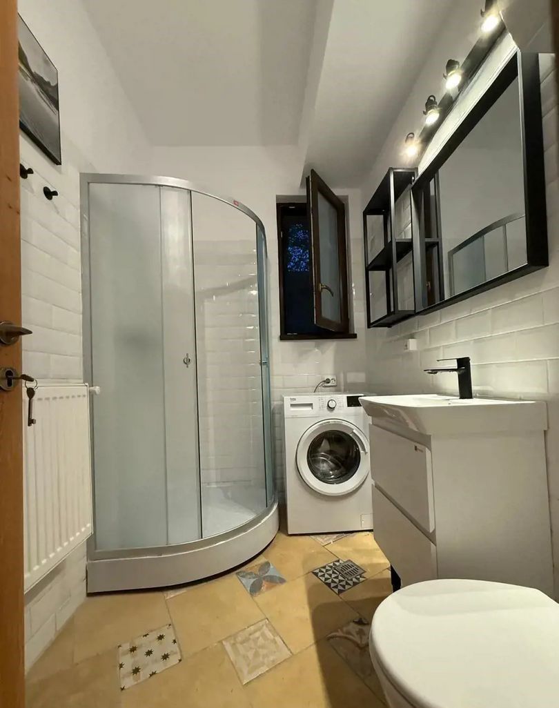 APARTAMENT  RENOVAT SPATIOS ZONA FLOREASCA - Poză 5