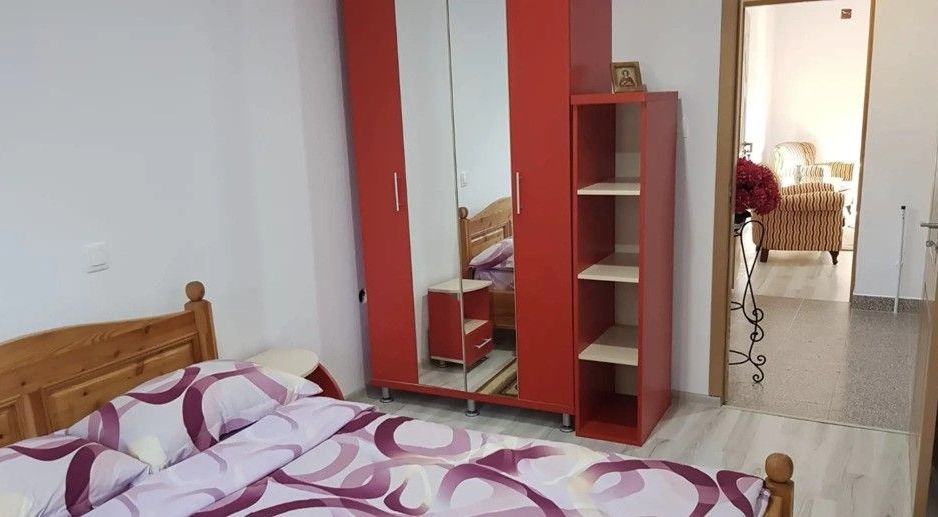 Vila cu 3 camere, zona Baba Novac - Poză 6