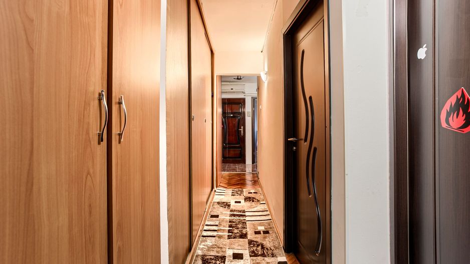 Apartament cu 3 camere zona Miorița etaj 4 - Poză 7