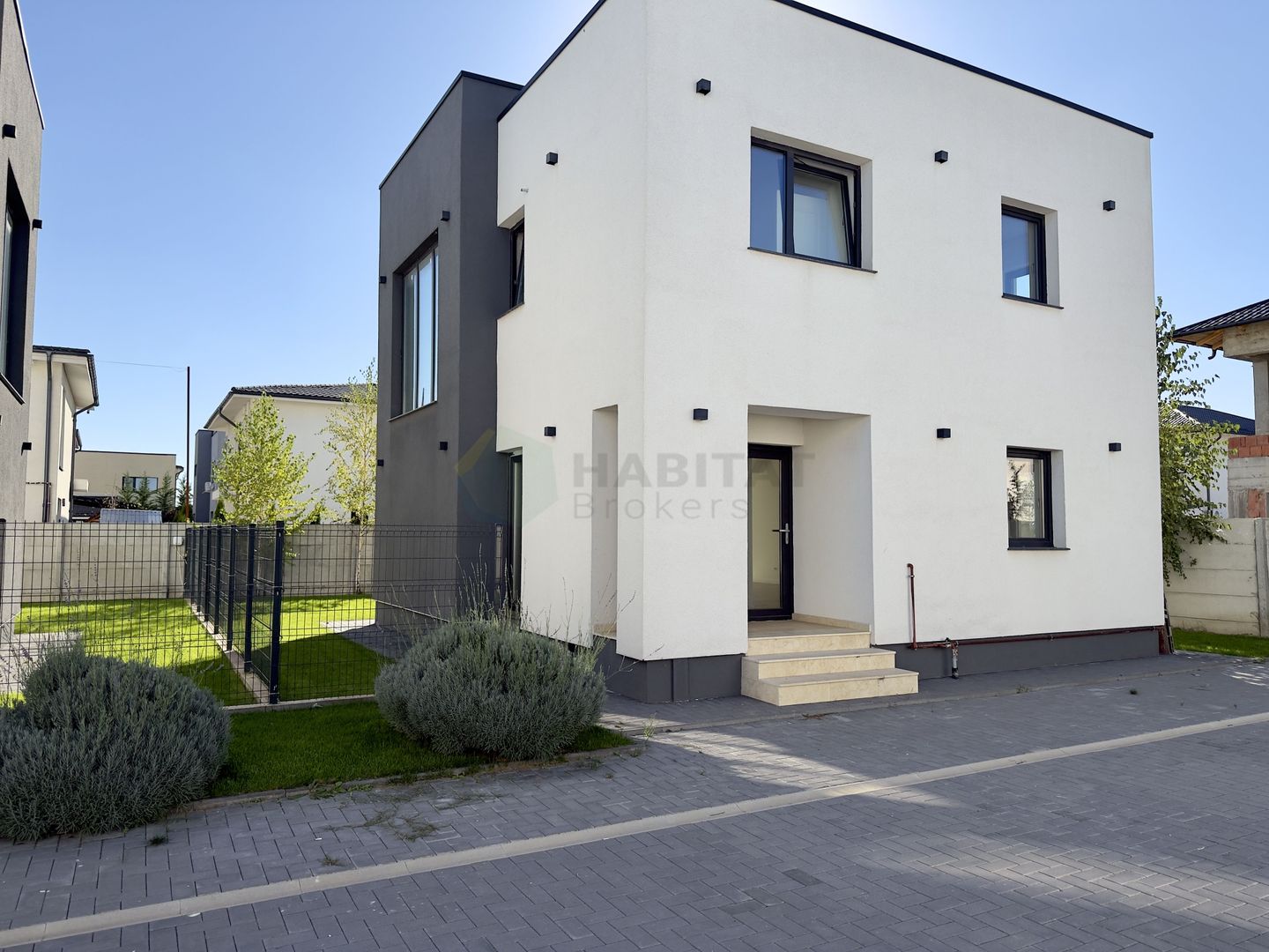 Vila individuala, str. Primăverii-Tunari | Complex privat - Poză 1