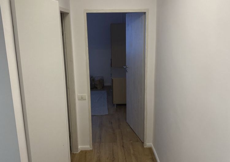 Proprietar inchiriez apartament cu o camera Calea Girocului Padurice - Poză 5