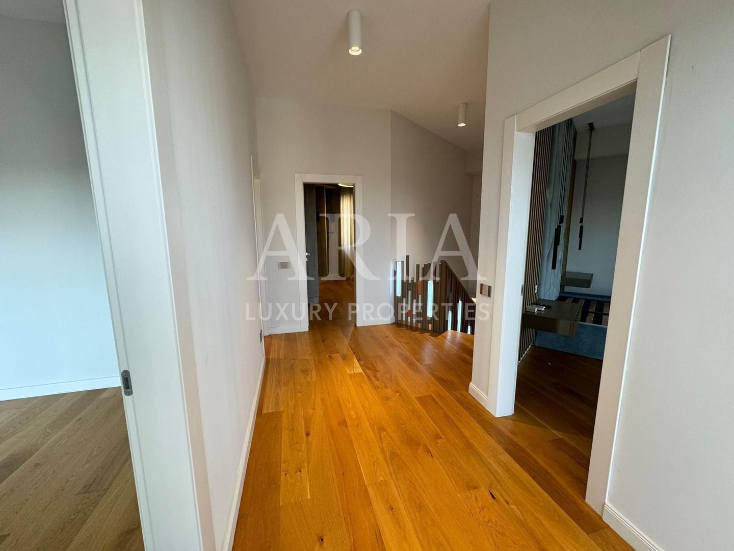 STUNNING DESIGN DUPLEX HERASTRAU - Poză 30