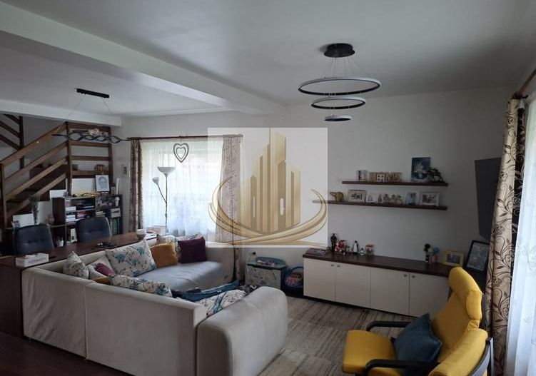 Casă individuală, 816 mp teren | Panouri fotovoltaice 6KW | Dumbravita - Poză 1